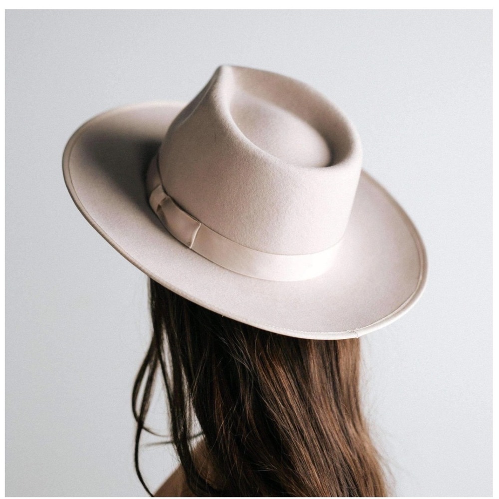Gigi Pip Monroe Rancher Ivory 100% Australian Wool Wide Brim Fedora Hat Womens